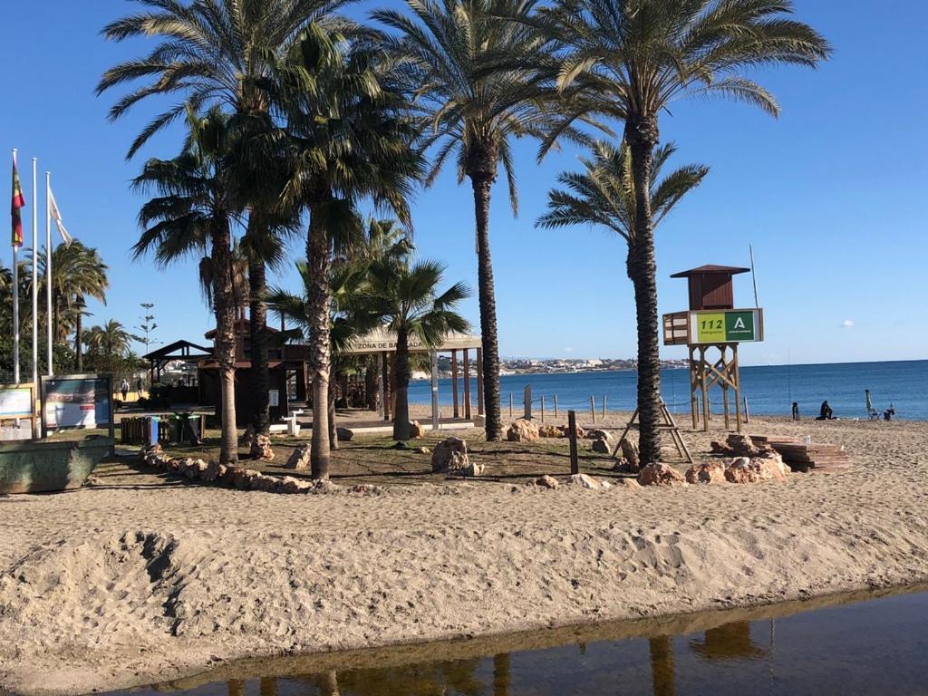La Cala Beach Home - Beachfront Few Steps Away From Sandy Beach La Cala De Mijas Exteriör bild