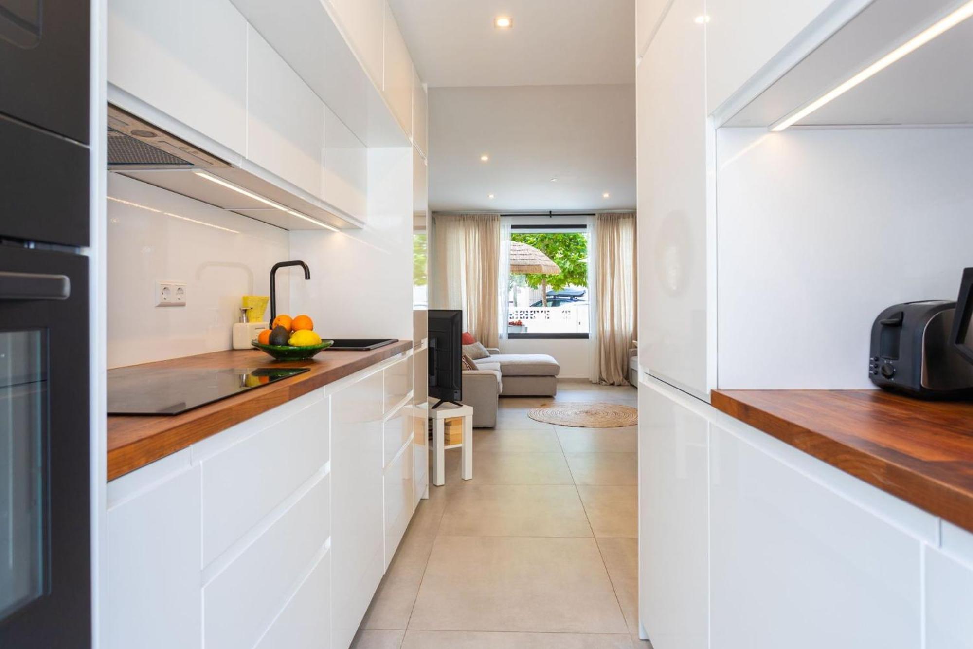 La Cala Beach Home - Beachfront Few Steps Away From Sandy Beach La Cala De Mijas Exteriör bild