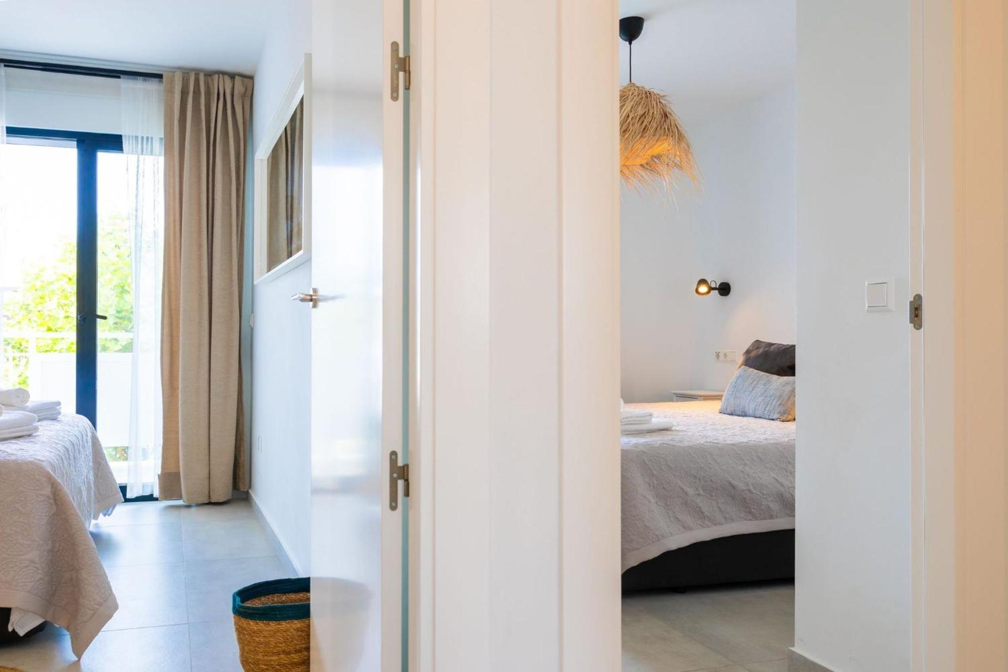 La Cala Beach Home - Beachfront Few Steps Away From Sandy Beach La Cala De Mijas Exteriör bild
