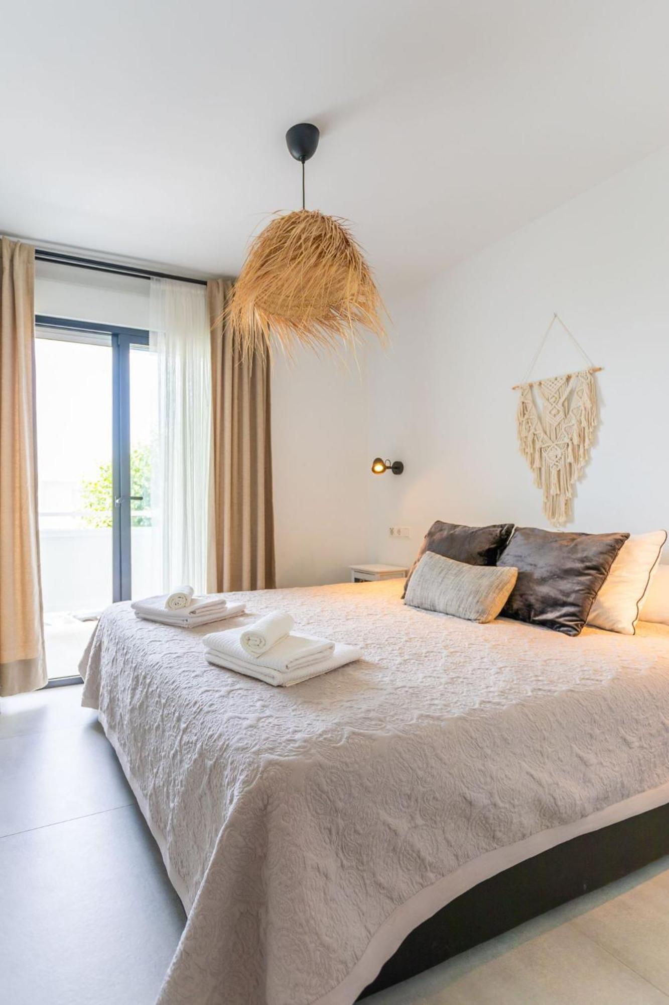 La Cala Beach Home - Beachfront Few Steps Away From Sandy Beach La Cala De Mijas Exteriör bild